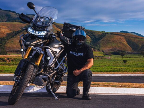 Camiseta de motociclista: conforto e estilo para quem ama aventuras